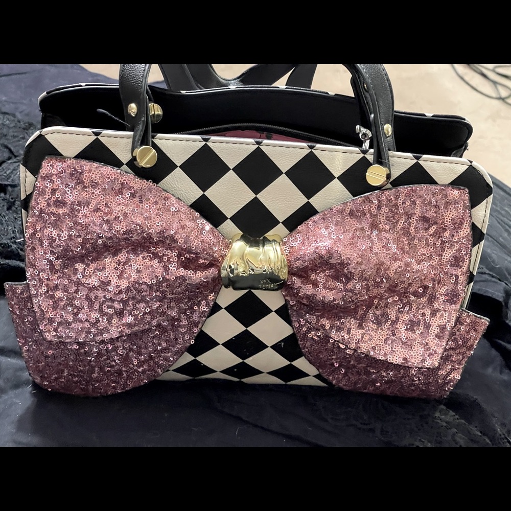 Betsy Johnson’s Big Pink Glitter Bow purse